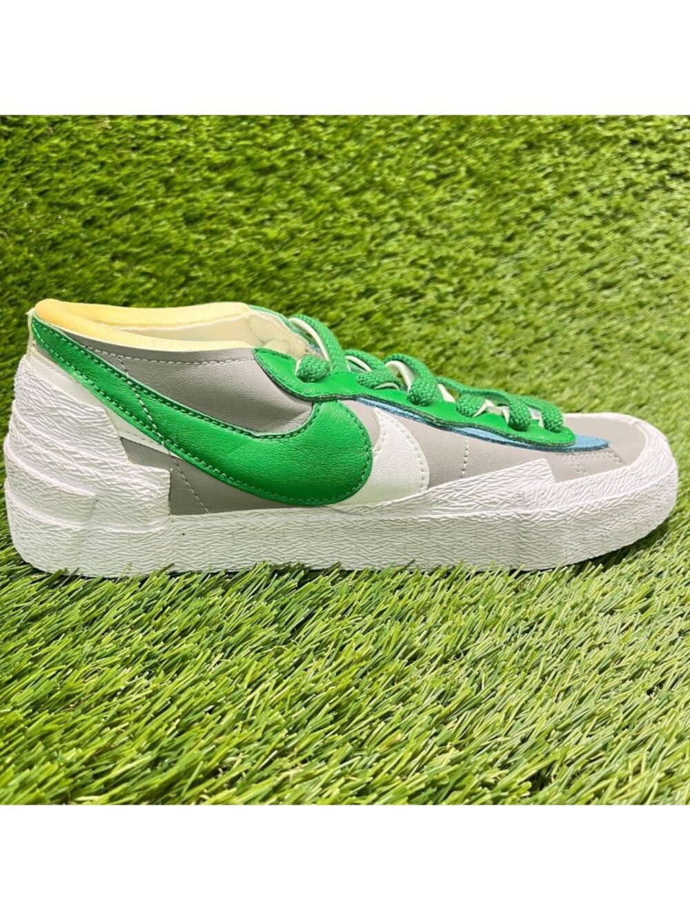 Nike Blazer Low Sacai Classic Green Gray Mens Size 6 Athletic Shoes Sneakers